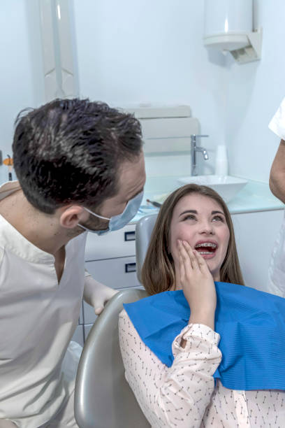 Best Urgent Tooth Repair  in Flomaton, AL